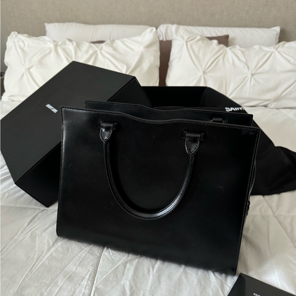 Saint Laurent Uptown Black Leather Tote Bag - Medium - Picture 6 of 9